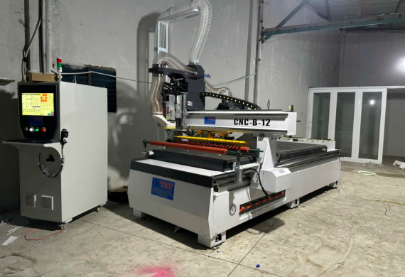 TÂN TIẾN VINH CNC 