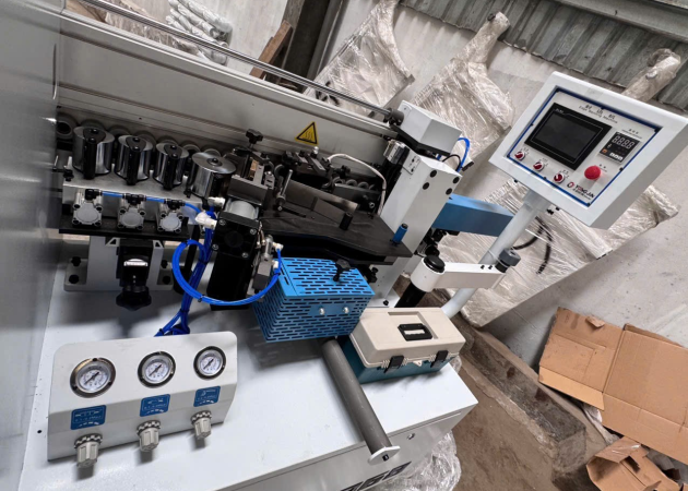 CÔNG TY TNHH TM DV TÂN TIẾN VINH CNC