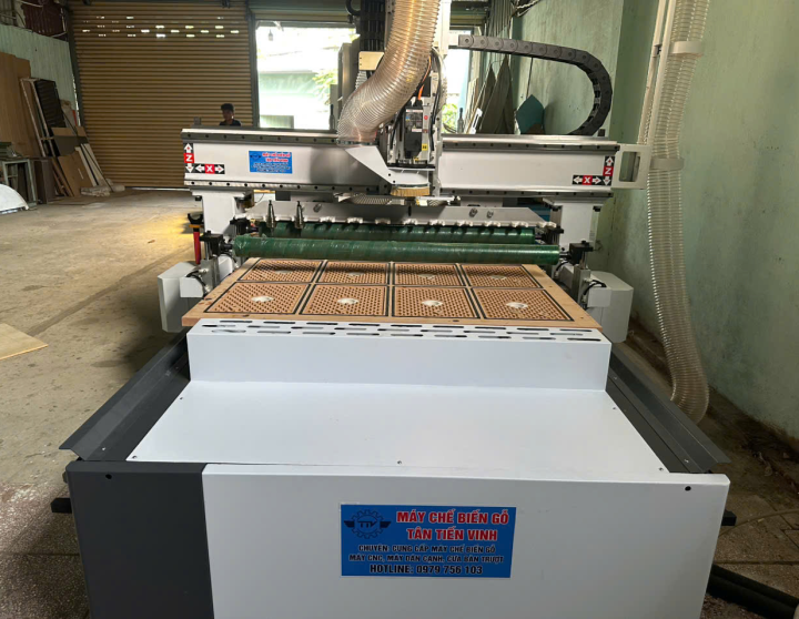 BÀN GIAO MÁY CNC 1 ĐẦU THAY DAO TỰ ĐỘNG TẠI HỒ CHÍ MINH
