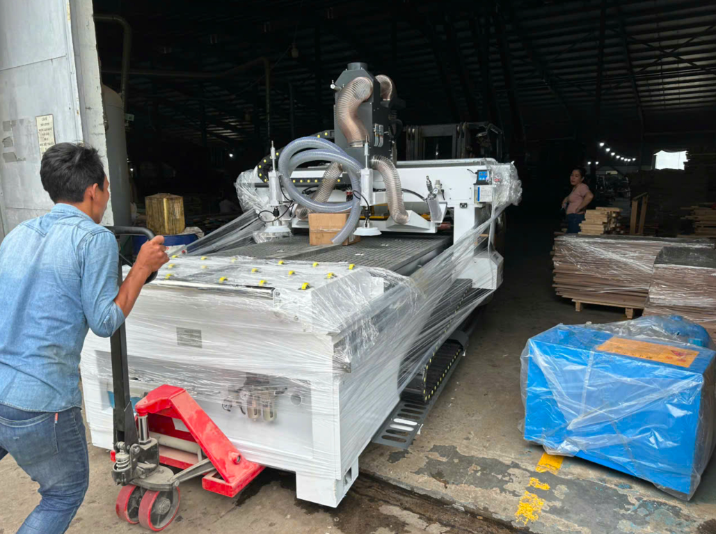 Liên hệ dịch vụ sửa chữa Tân Tiến Vinh