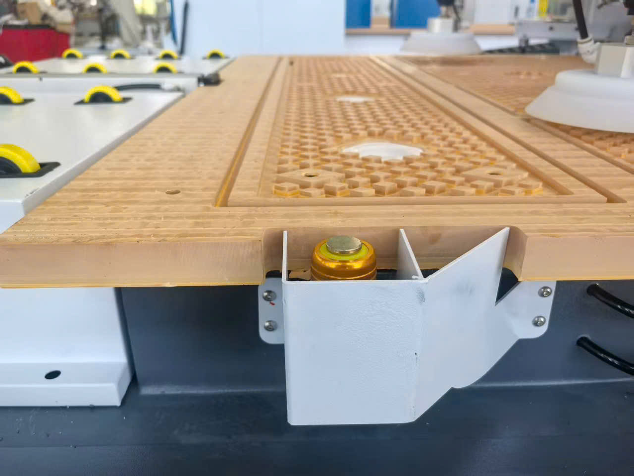 Máy CNC thay dao tự động Model 12A với 12 dao