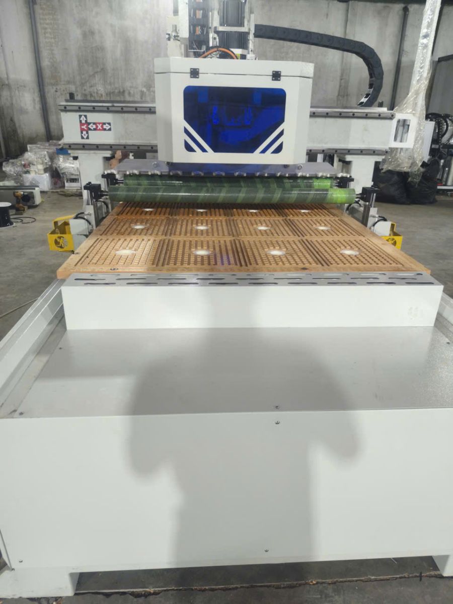 Showroom máy CNC Tân Tiến Vinh