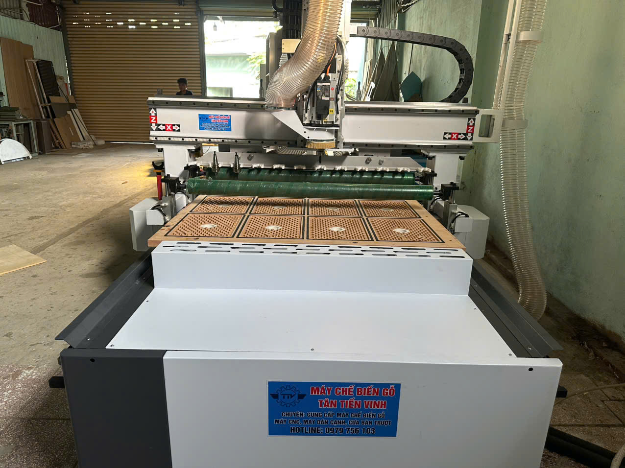 Bàn giao máy CNC 1 đầu thay dao tự động tại Hồ Chí Minh