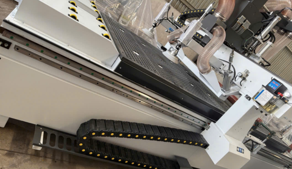 Hướng dẫn vận hành máy cnc an toàn cho người mới bắt đầu